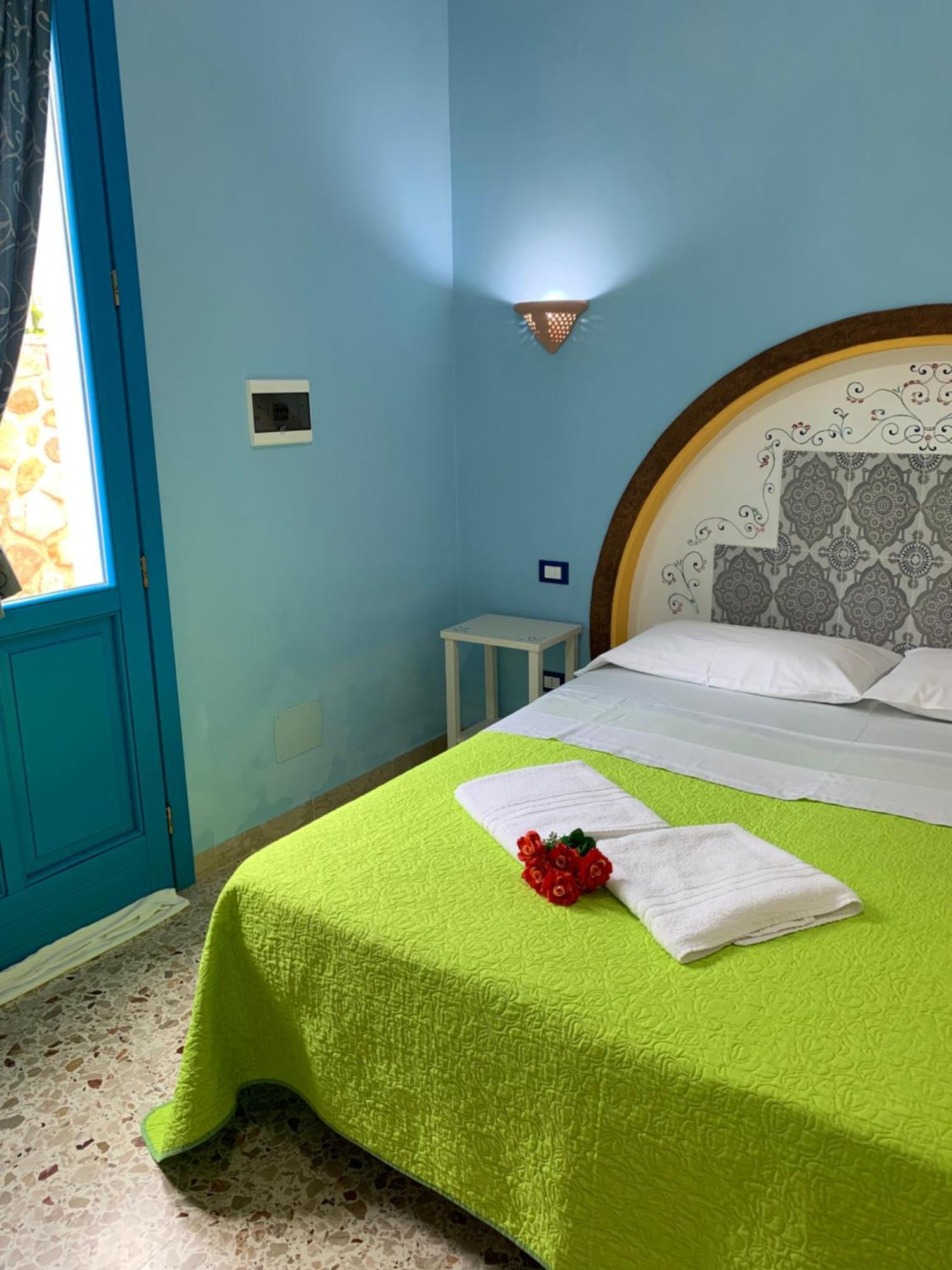 Bed&Breakfast Sole Azzurro Custonaci Esterno foto